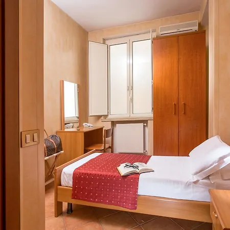 Casa Per Ferie Santa Maria Alle Fornaci فندق 3*